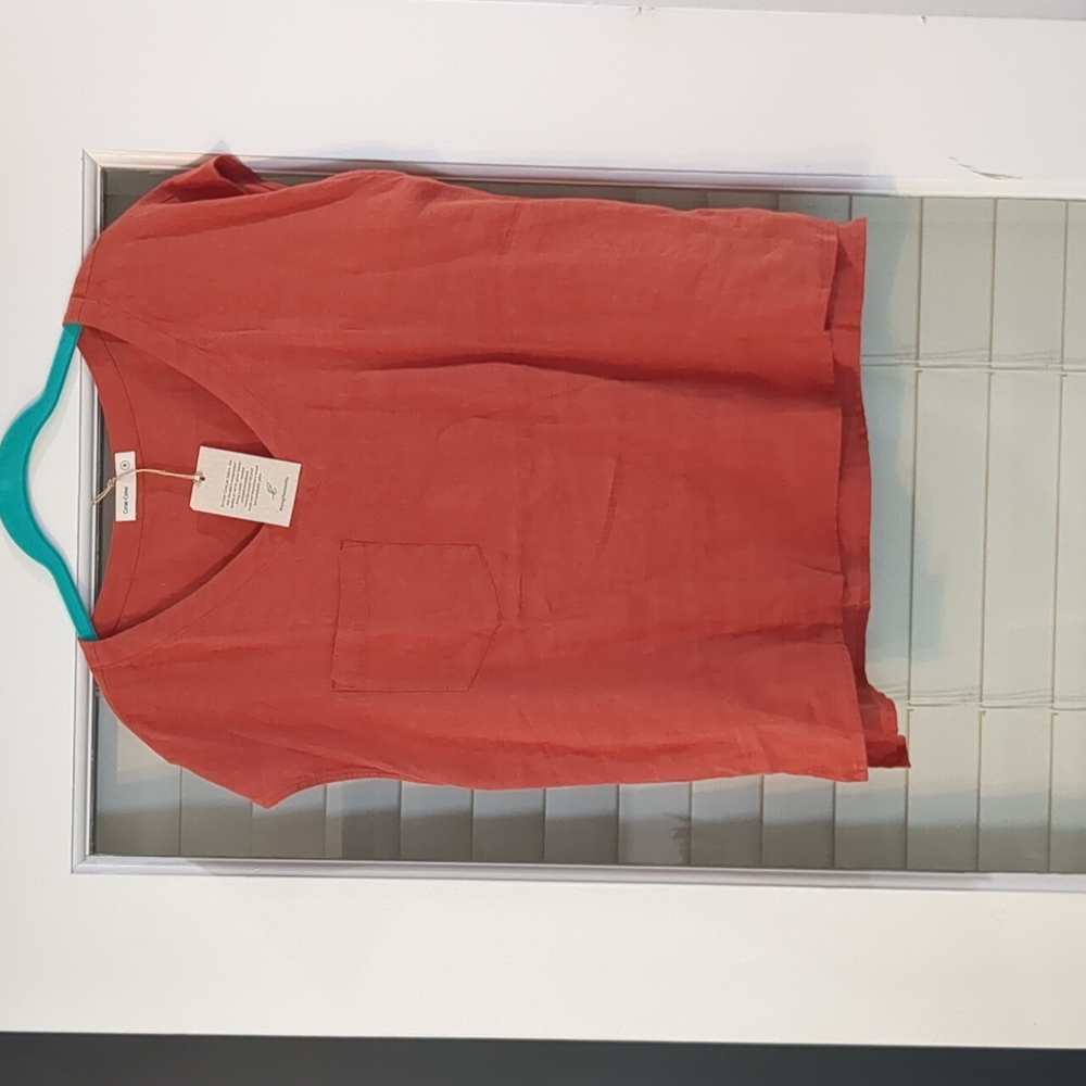 NWT Grae Cove Linen Top